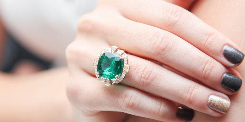 Details to think about When Selecting Jewel Rings
