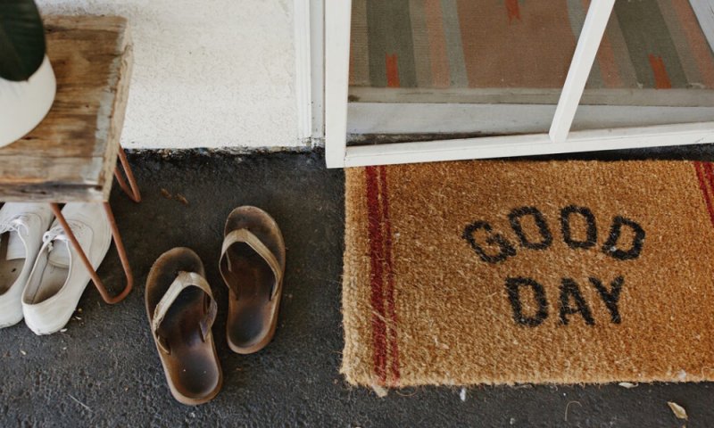 There Are Many Benefits To Choosing Custom-Designed Logo Rugs