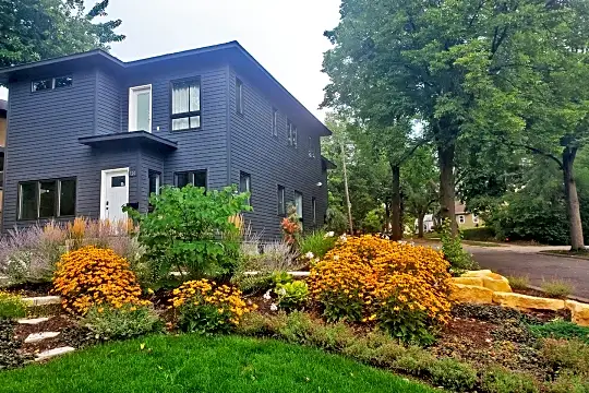 Dispute Resolution in Real Estate: Mediation vs. Arbitration